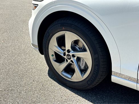 New 2026 Genesis GV70 2.5T Select image 22