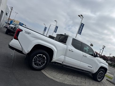 Used 2024 Toyota Tacoma TRD Sport w/ TRD Sport Upgrade Package RWD image 2