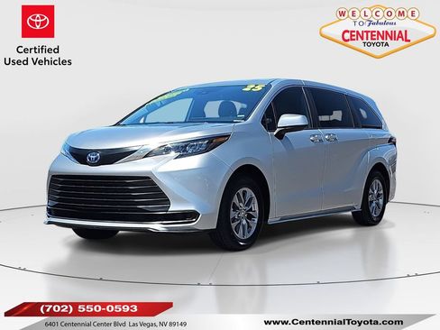 Certified 2025 Toyota Sienna LE FWD image 1