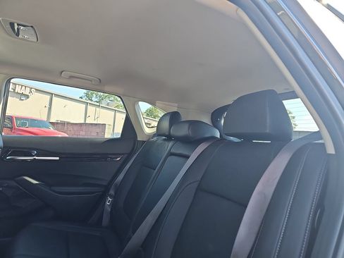 Used 2024 Kia Seltos EX AWD/4WD image 16