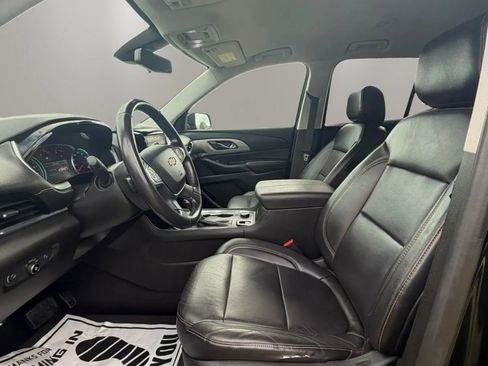 Used 2018 Chevrolet Traverse LT image 9