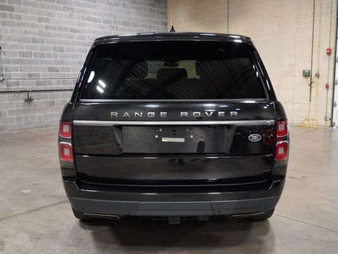 Used 2022 Land Rover Range Rover image 7