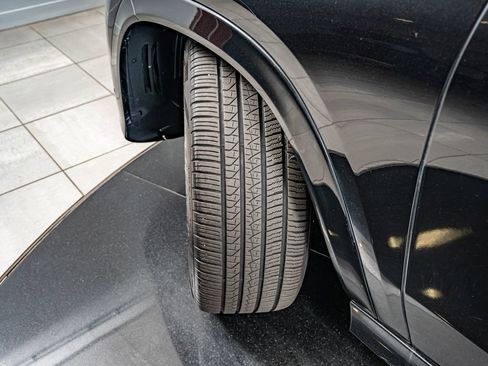 Used 2025 Mercedes-Benz GLE 350 4MATIC w/ AMG Line Exterior image 42