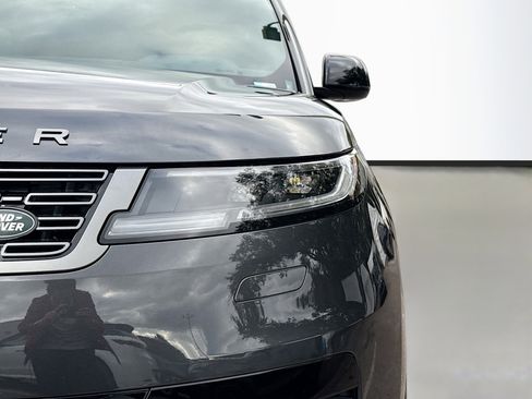 New 2026 Land Rover Range Rover Sport SE image 9
