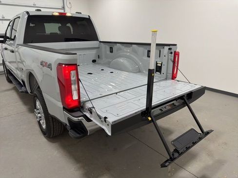 New 2026 Ford F350 XLT image 41