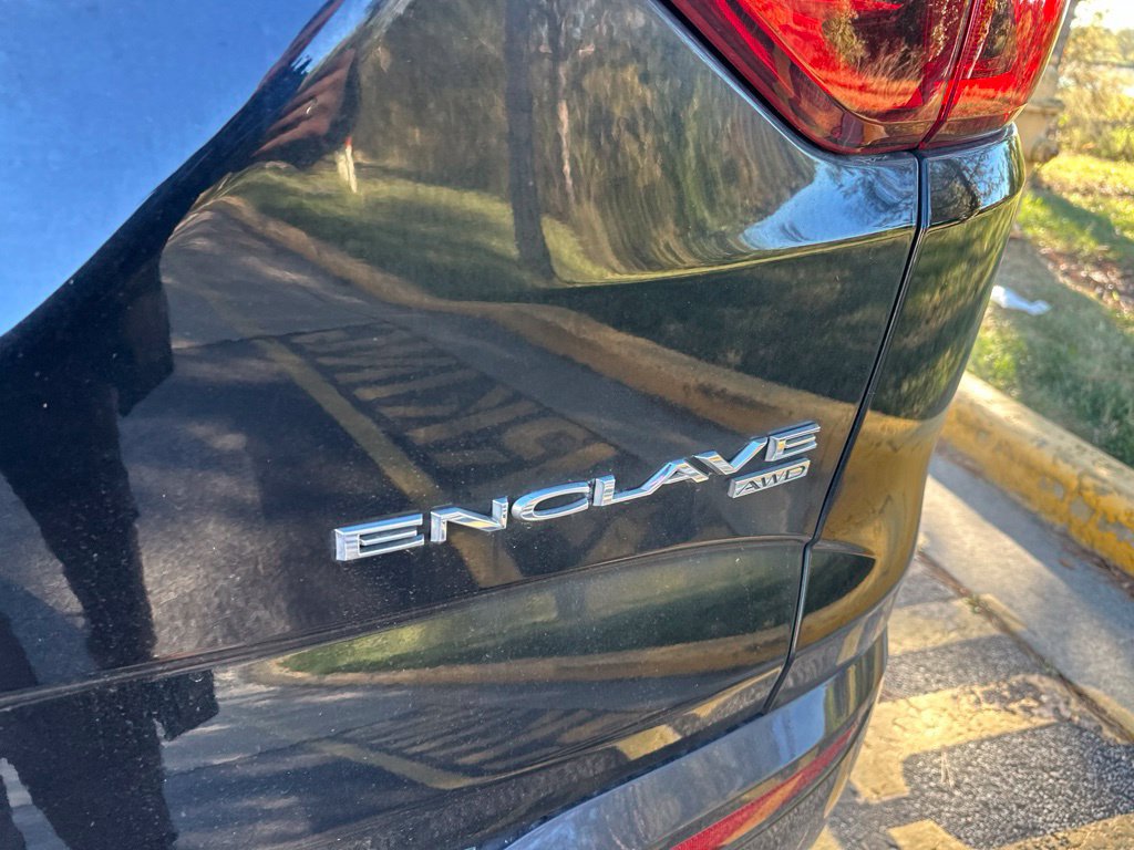 Used 2018 Buick Enclave Avenir w/ Avenir Technology Package AWD/4WD image 5