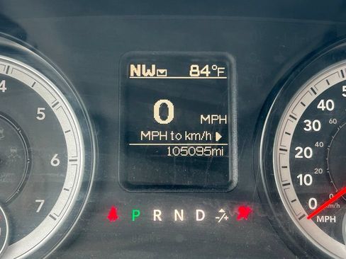 Used 2014 RAM 1500 Classic SLT RWD image 18