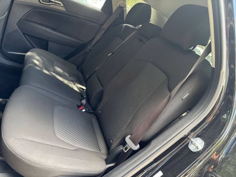 Used 2025 Kia Sportage LX FWD image 37