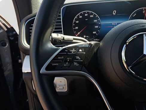 Used 2024 Mercedes-Benz GLE 450e 4MATIC image 23