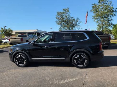 Used 2025 Kia Telluride S AWD/4WD image 5