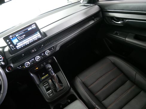 Used 2024 Honda CR-V Sport-L image 11