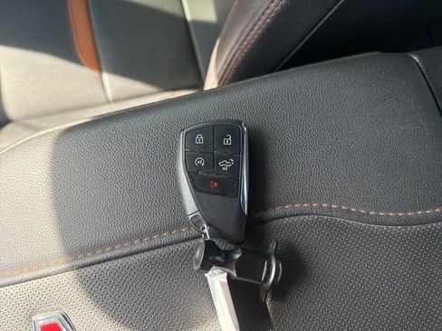 Used 2024 GMC Sierra 2500 AT4 w/ Technology Package image 65