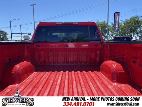 Used 2022 Chevrolet Silverado 1500 LT AWD/4WD image 13