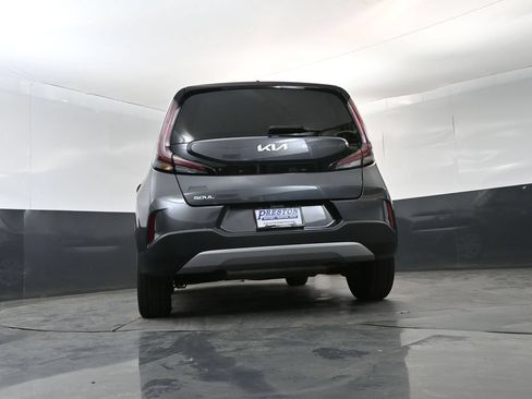Used 2023 Kia Soul LX FWD image 22