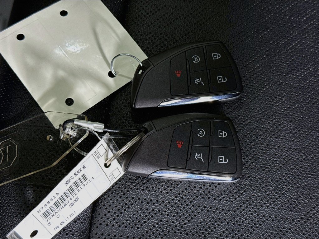 Used 2026 Chevrolet Equinox LT w/ Convenience Package II FWD image 33