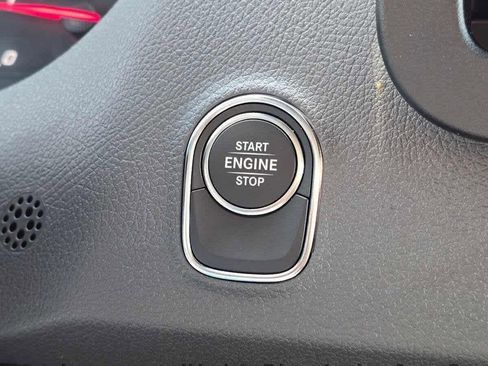 Used 2025 Mercedes-Benz Sprinter 2500 image 37