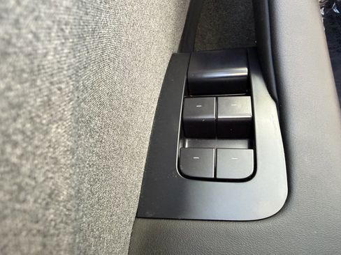 Used 2024 Tesla Model 3 Long Range image 31