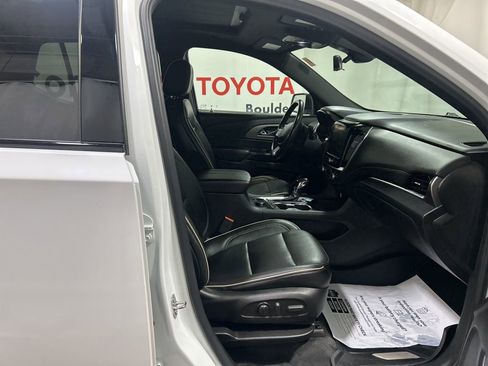 Used 2022 Chevrolet Traverse Premier w/ Redline Edition AWD/4WD image 11