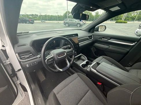 Used 2026 GMC Terrain Elevation w/ Black Edition AWD/4WD image 24
