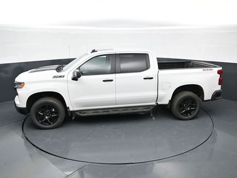 Used 2024 Chevrolet Silverado 1500 LT Trail Boss w/ LT Trail Boss Premium Package AWD/4WD image 34
