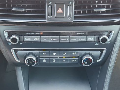 Used 2020 Kia Optima LX FWD image 29