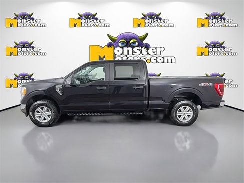 Used 2022 Ford F150 XLT w/ Trailer Tow Package image 8