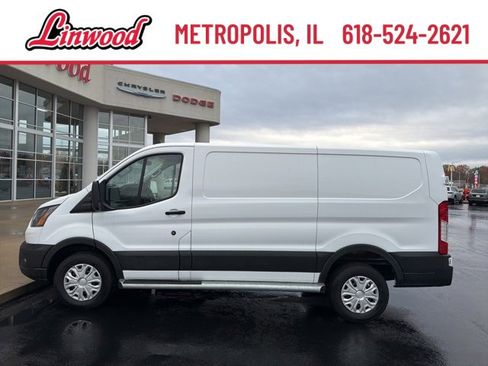 Used 2024 Ford Transit 250 Low Roof w/ Exterior Upgrade Package image 2