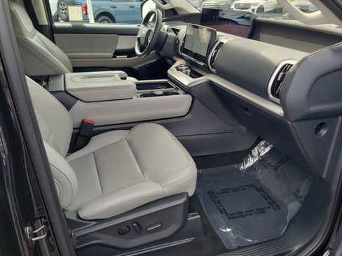 Certified 2025 Ford Expedition Max Active image 17