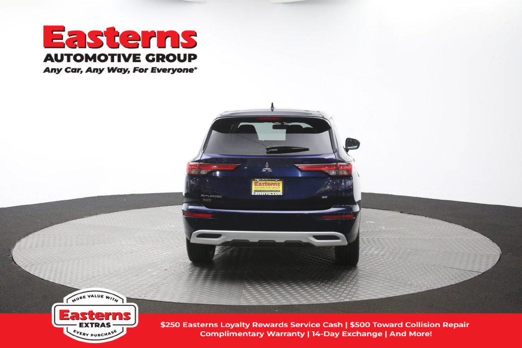 Used 2024 Mitsubishi Outlander SE FWD image 39