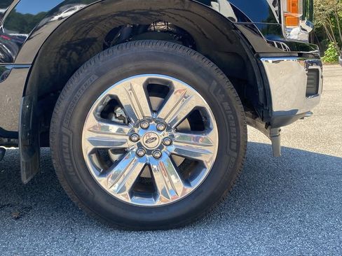 Certified 2019 Ford F150 XLT w/ Equipment Group 302A Luxury AWD/4WD image 10