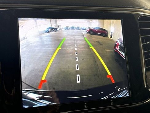 Used 2022 Jeep Grand Cherokee Laredo E image 19