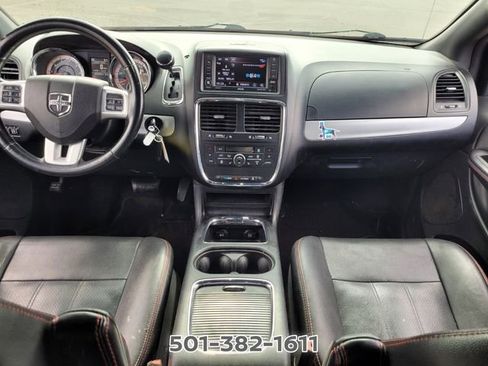 Used 2019 Dodge Grand Caravan GT FWD image 14