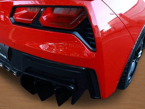 Used 2016 Chevrolet Corvette Stingray Coupe RWD image 9