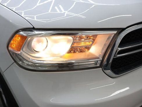 Used 2020 Dodge Durango SXT AWD/4WD image 27