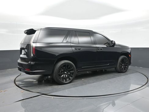 Used 2024 Cadillac Escalade Sport w/ LPO, ONYX Package image 9