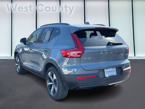 Certified 2023 Volvo XC40 B5 Plus w/ Protection Package Premier image 7