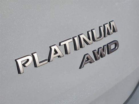 New 2026 Nissan Rogue Platinum image 8