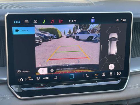 New 2026 Volkswagen Tiguan SE R-Line FWD image 14