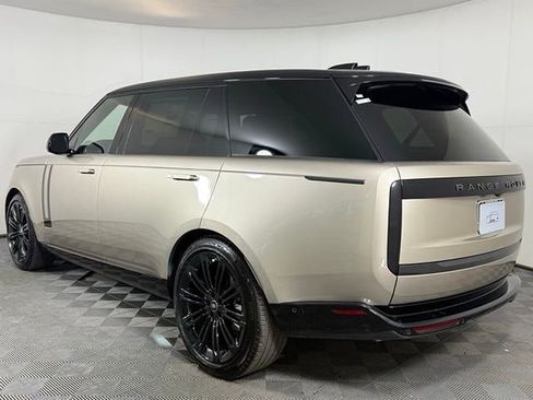 New 2025 Land Rover Range Rover Long Wheelbase SE image 6