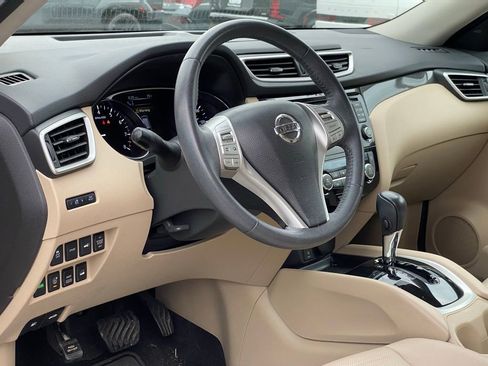 Used 2016 Nissan Rogue SL w/ SL Premium Package image 9