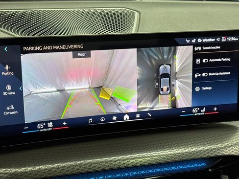 Used 2025 BMW 230i Coupe w/ M Sport Package image 24