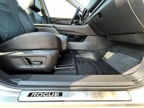 Used 2021 Nissan Rogue Platinum AWD/4WD image 34