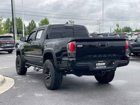 Used 2023 Toyota Tacoma TRD Off-Road w/ TRD Premium Off Road Package AWD/4WD image 5