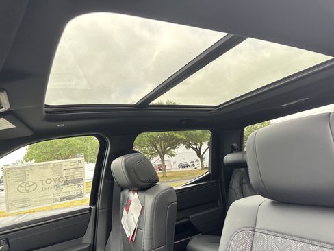 New 2025 Toyota Tundra Limited image 16