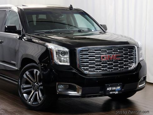 Used 2018 GMC Yukon XL Denali w/ Denali Ultimate Package AWD/4WD image 2