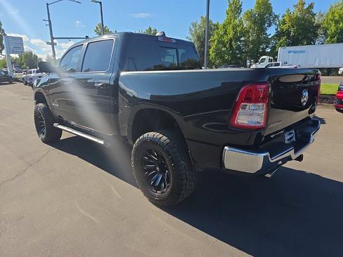 Used 2019 RAM 1500 Big Horn AWD/4WD image 3