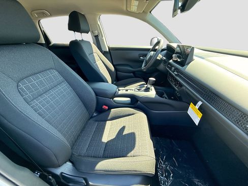 New 2026 Honda HR-V LX image 22