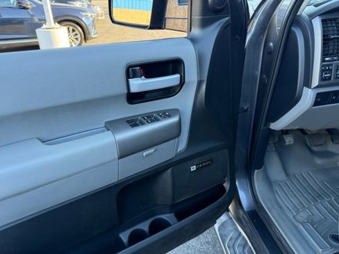 Used 2011 Toyota Sequoia Limited image 14