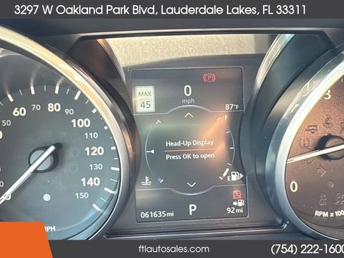 Used 2017 Land Rover Discovery HSE AWD/4WD image 69