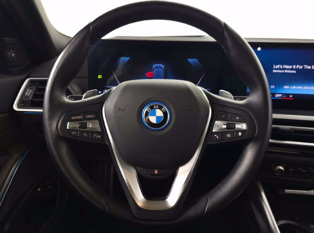 Used 2023 BMW 330e xDrive w/ Premium Package AWD/4WD image 18